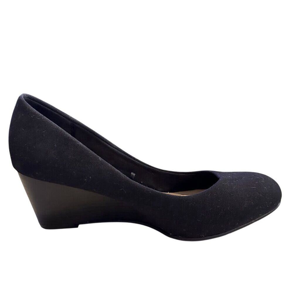 Seychelles Gertrude Women's Black Wedge Heels Size 7 Slip-On - Picture 3 of 11
